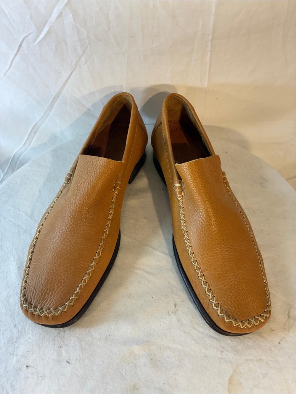 Stunning NWOT Ted Baker (London) Saddle Pebble Leather Slip-On Loafers